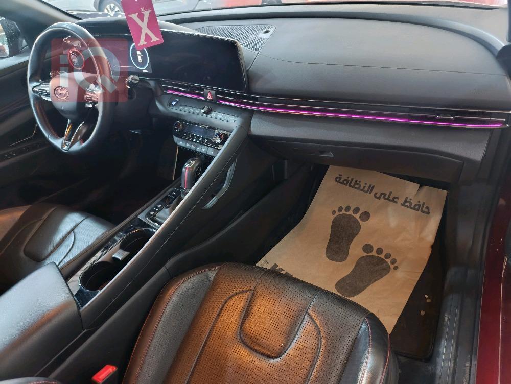 هیوندای ئەلەنترا